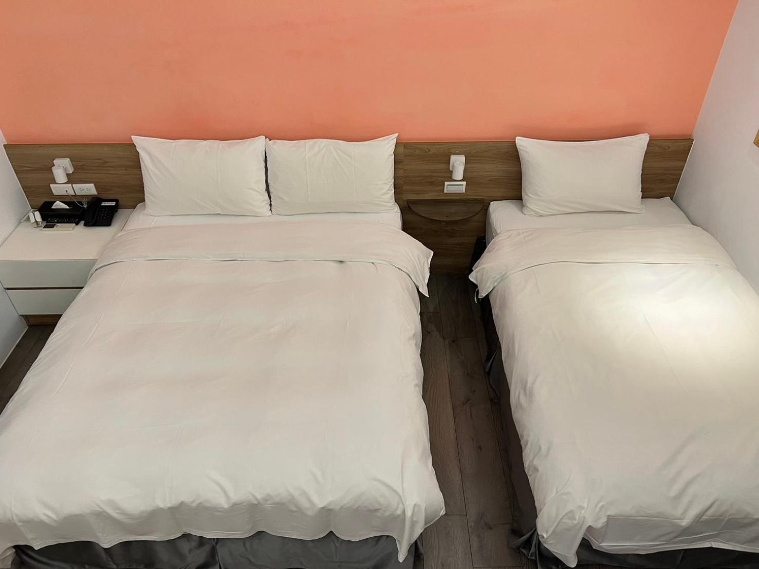 Greenight Hotel Taichung Eksteriør billede