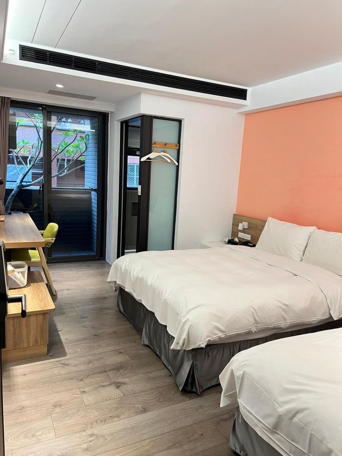 Greenight Hotel Taichung Eksteriør billede